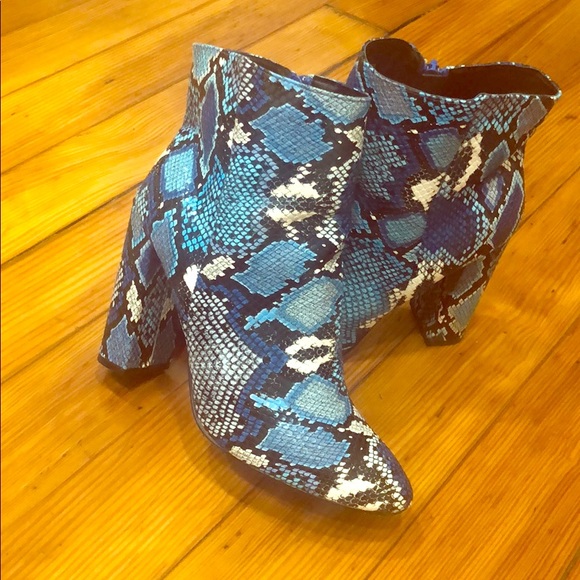Blue snakeskin booties Clearance